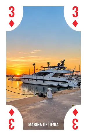3 de diamantes: Marina de Dénia